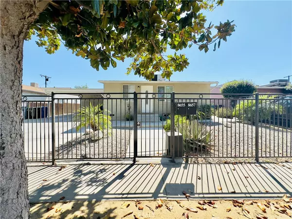 Panorama City, CA 91402,8657 Ranchito AVE