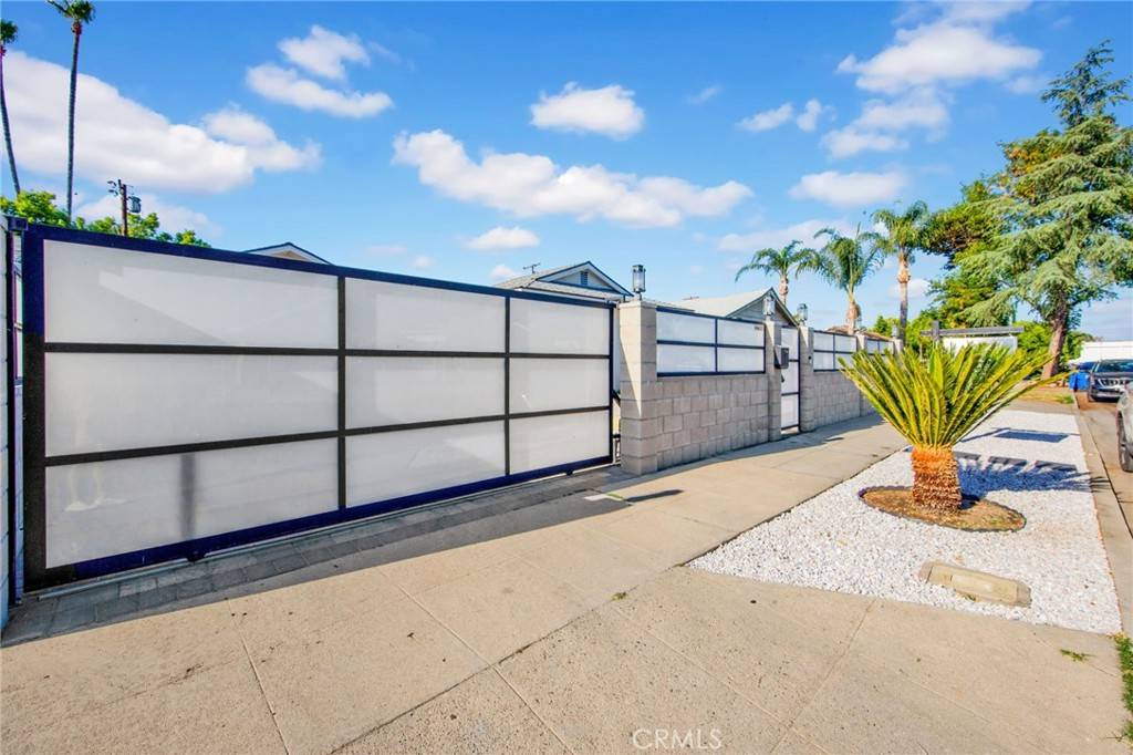 Van Nuys, CA 91405,14625 Runnymede ST