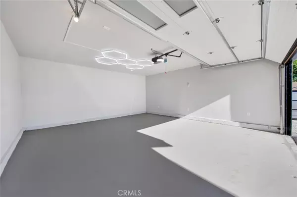 Van Nuys, CA 91405,14625 Runnymede ST