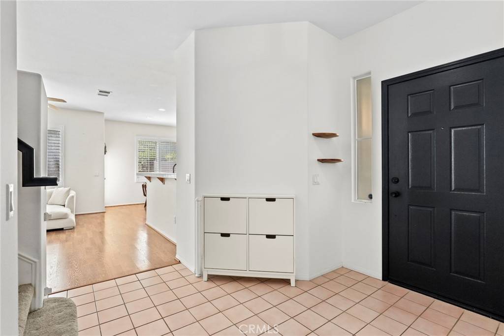 Canyon Country, CA 91351,27664 Cordovan DR