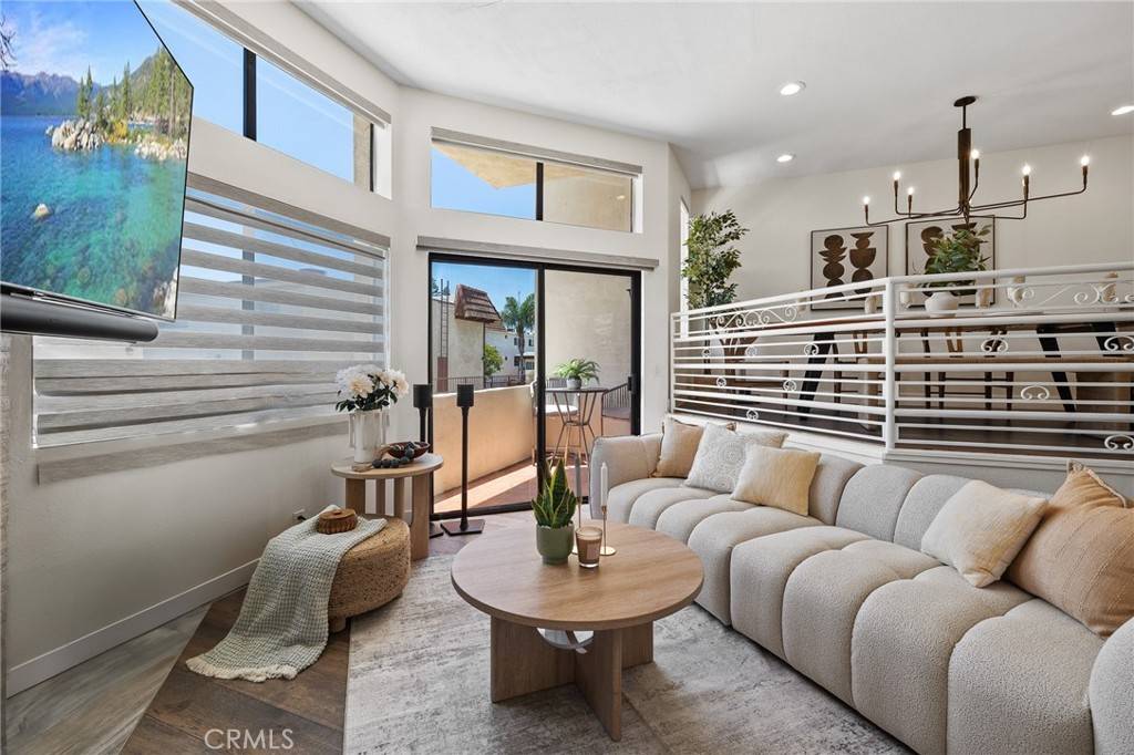 Glendale, CA 91202,1114 Melrose AVE #3