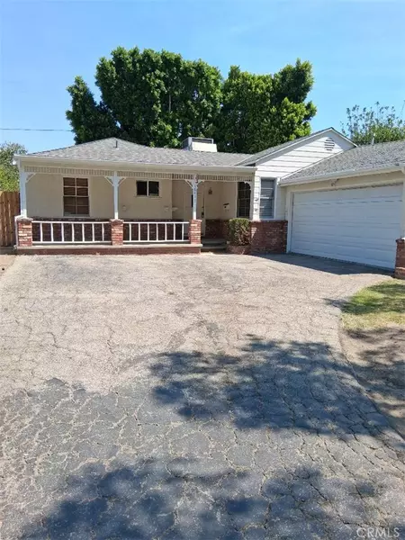 18413 Domino ST, Tarzana, CA 91335