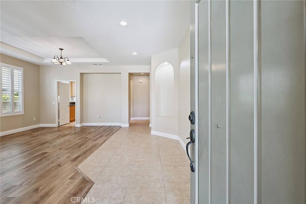 Saugus, CA 91350,19736 Paige PL