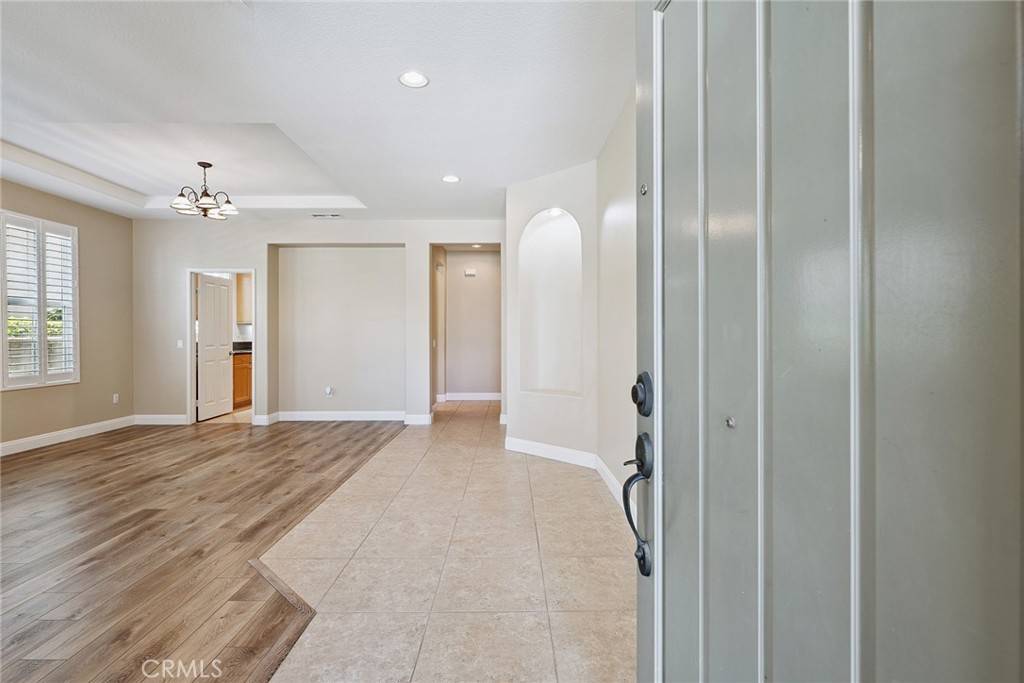 Saugus, CA 91350,19736 Paige PL