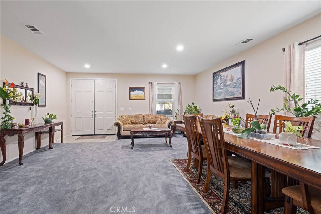 Lancaster, CA 93535,2821 E Avenue J4