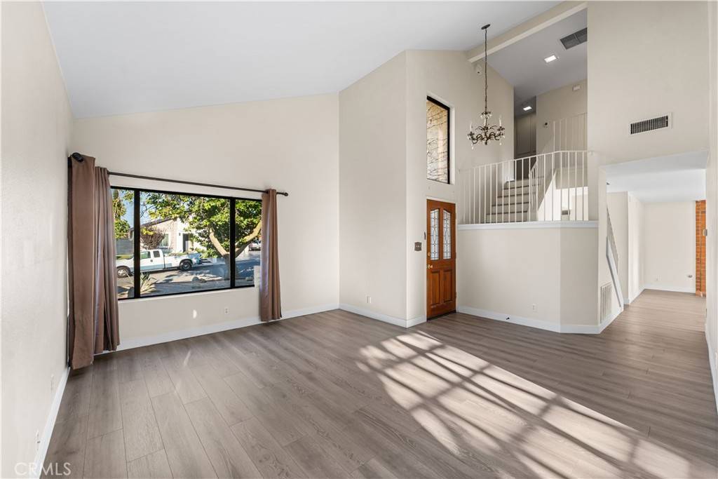 Palmdale, CA 93550,36647 Apache Plume DR