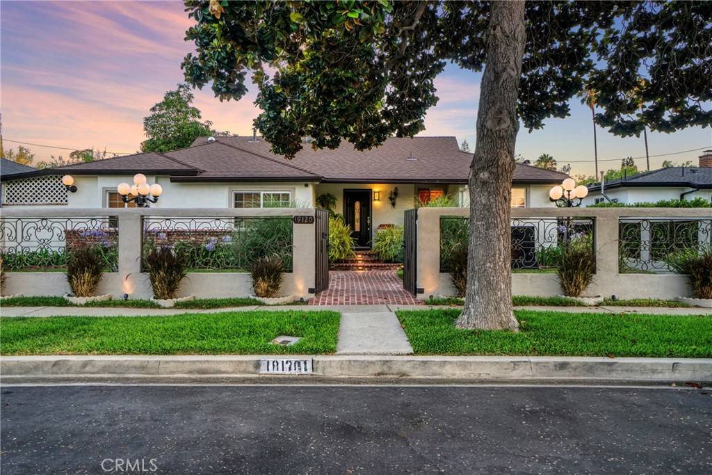 19120 Hartland ST, Reseda, CA 91335
