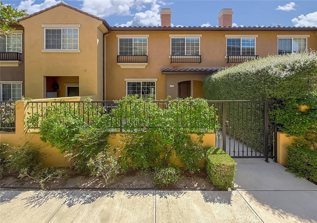 374 E Hilltop WAY, Thousand Oaks, CA 91362