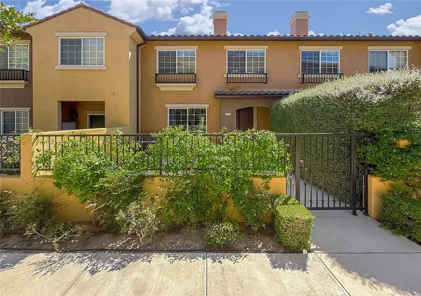 374 E Hilltop WAY, Thousand Oaks, CA 91362