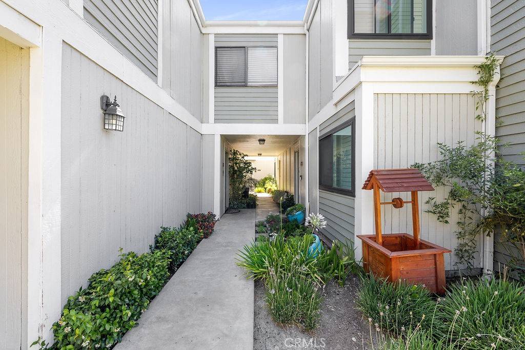 27066 Hidaway AVE #6, Canyon Country, CA 91351