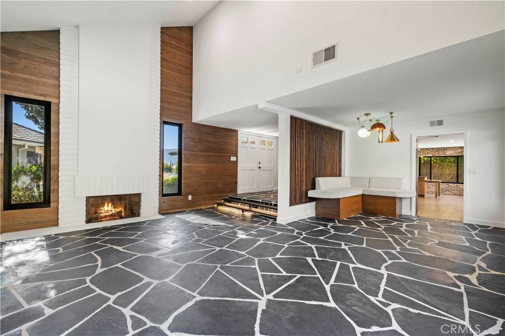 West Hills, CA 91304,22526 Napa St