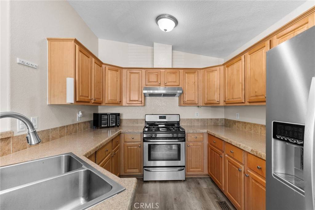 Chatsworth, CA 91311,11401 Topanga Canyon BLVD #35