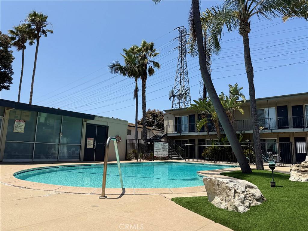El Segundo, CA 90245,620 Illinois CT #22