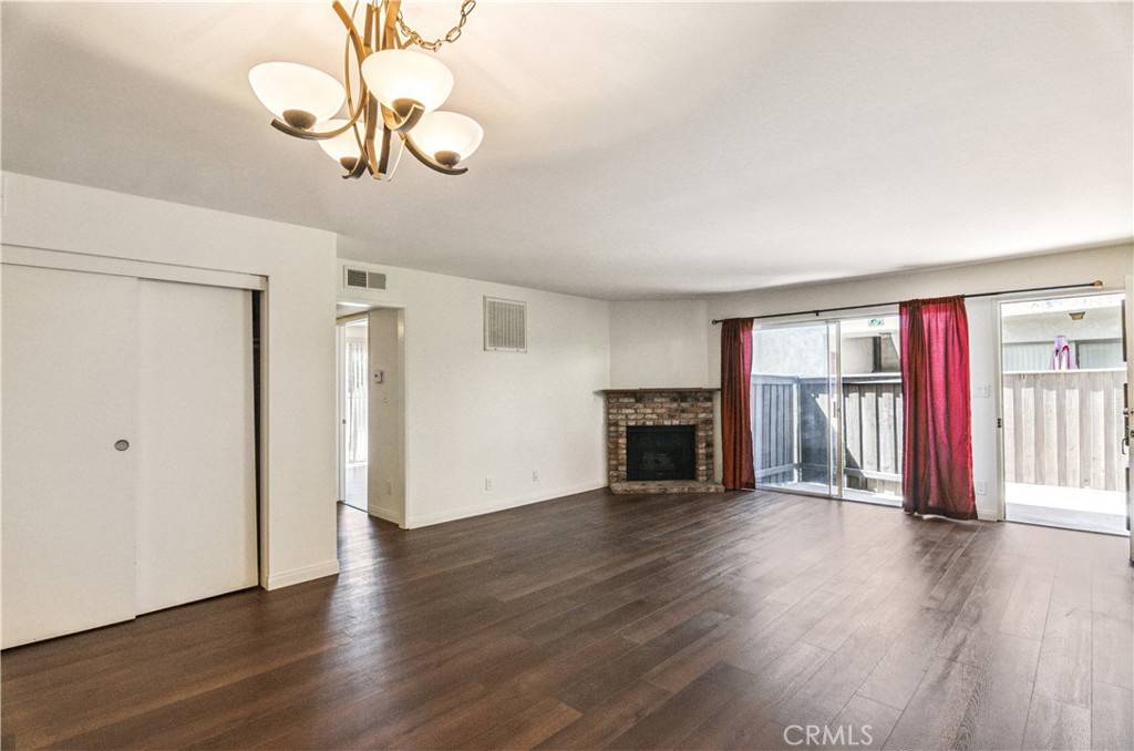Canoga Park, CA 91304,8544 Independence AVE #102