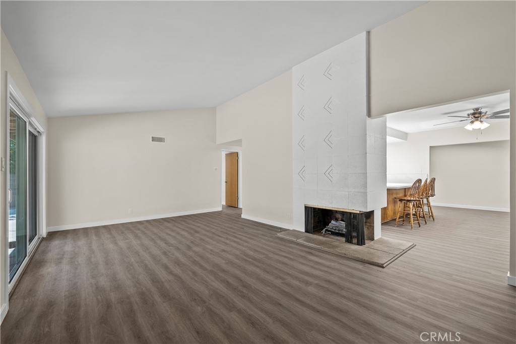 Northridge, CA 91324,18644 Liggett ST