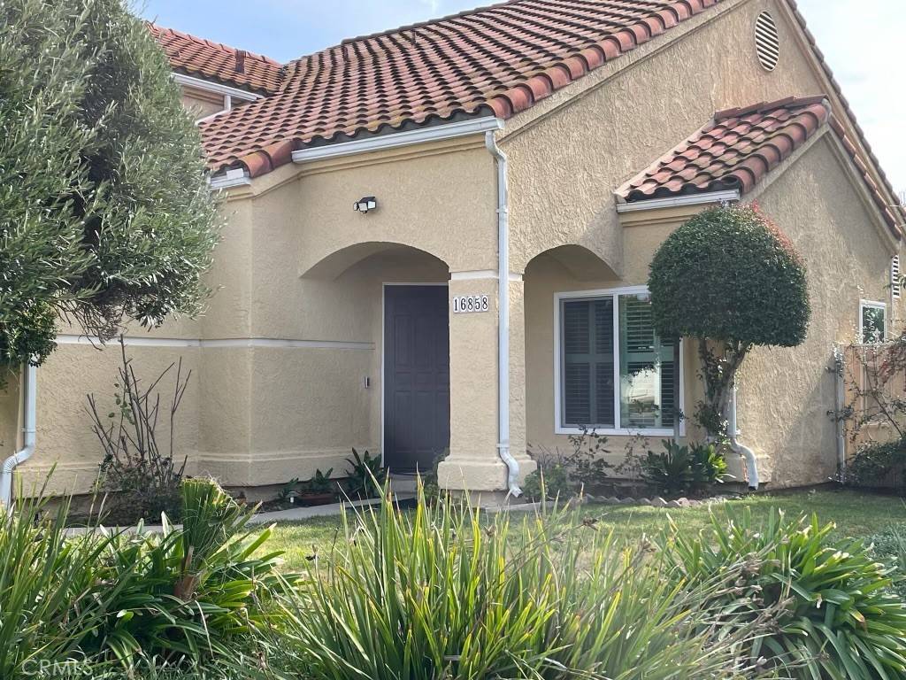 Northridge, CA 91343,16858 Labrador ST