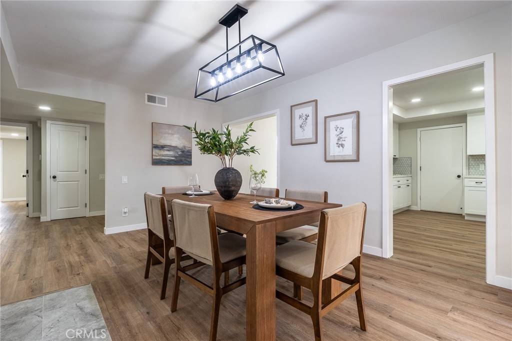 Northridge, CA 91343,9128 Gerald AVE