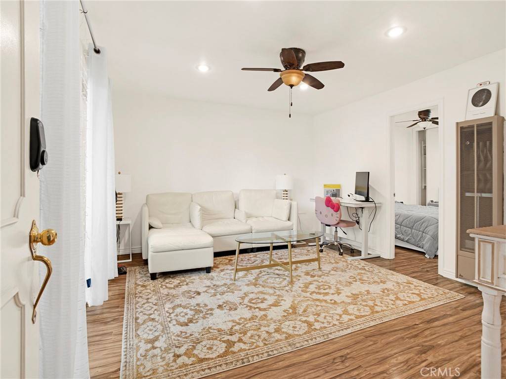 Westlake Village, CA 91361,31577 Lindero Canyon RD #5