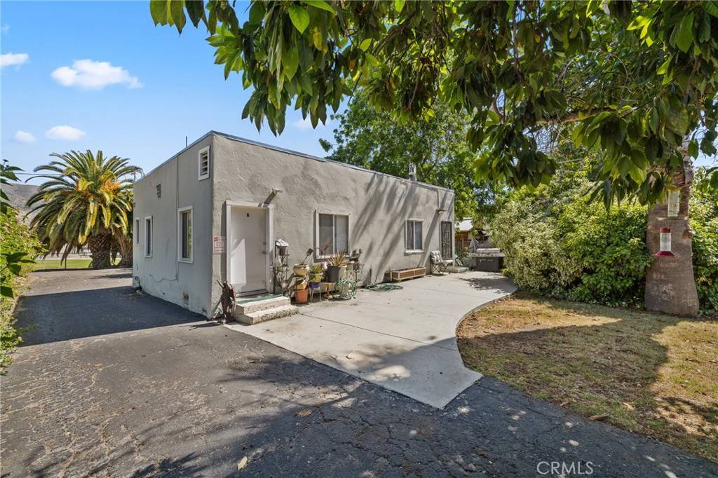 Santa Paula, CA 93060,608 E Main ST