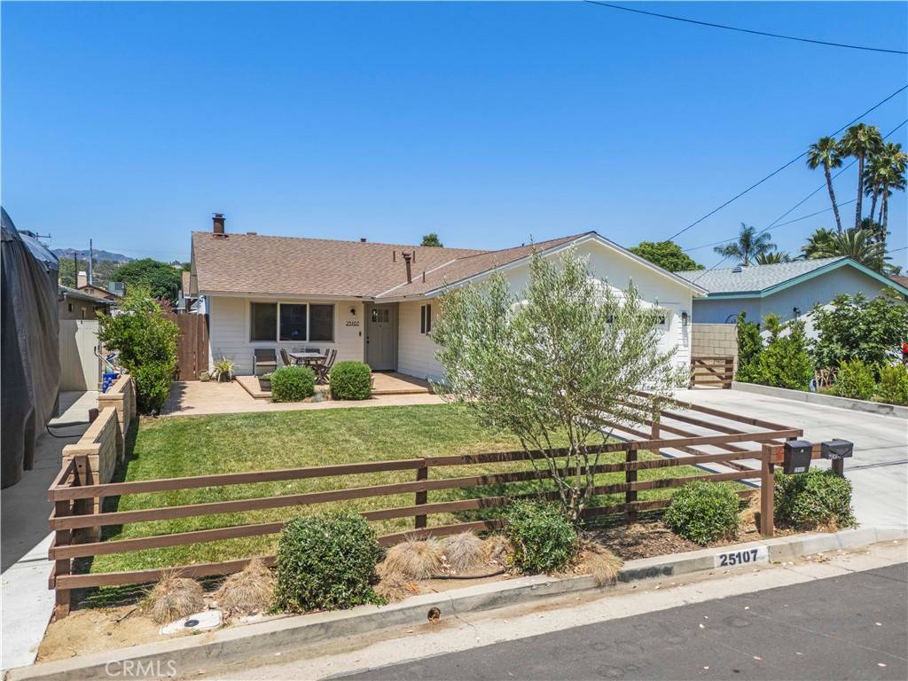 Newhall, CA 91321,25107 Atwood BLVD