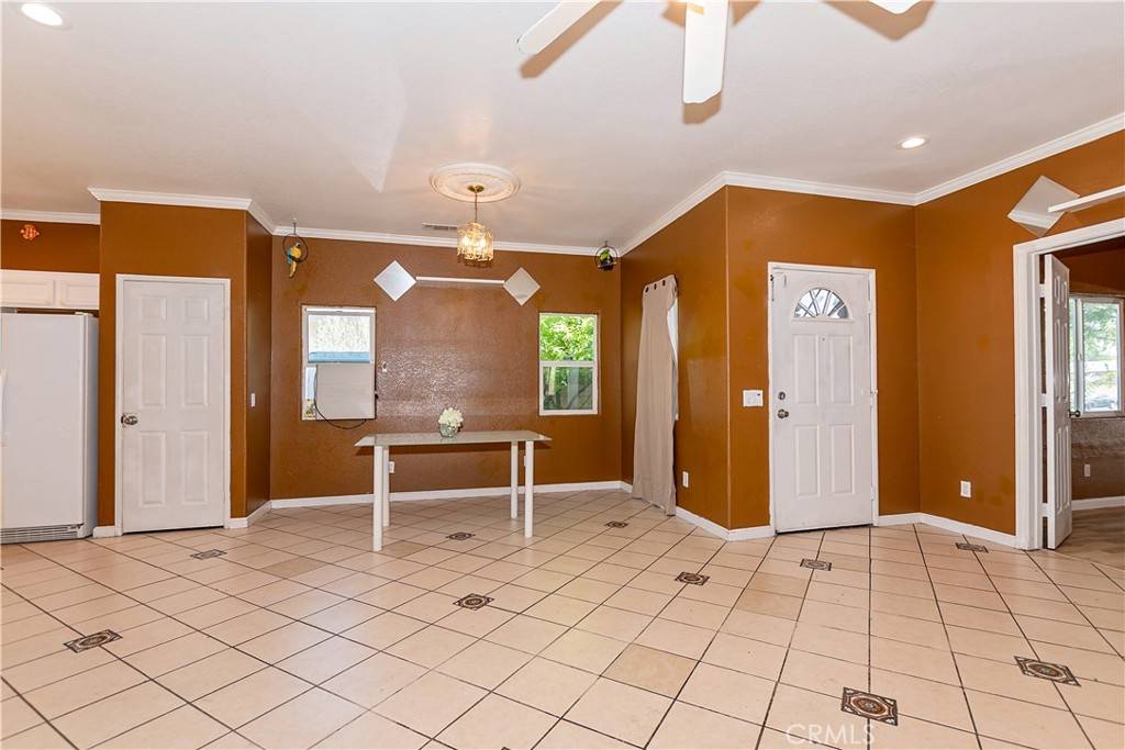 Lancaster, CA 93535,43963 Glenraven RD