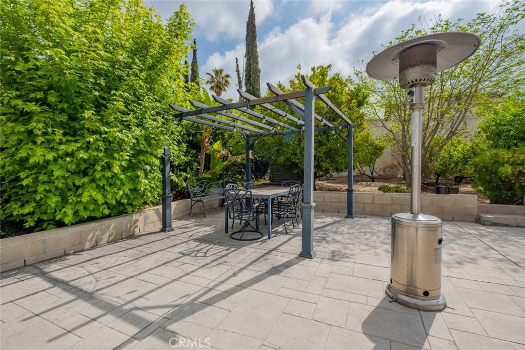 Sunland, CA 91040,10404 Jardine AVE