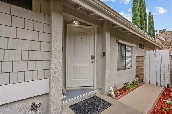 Castaic, CA 91384,32024 Emerald LN
