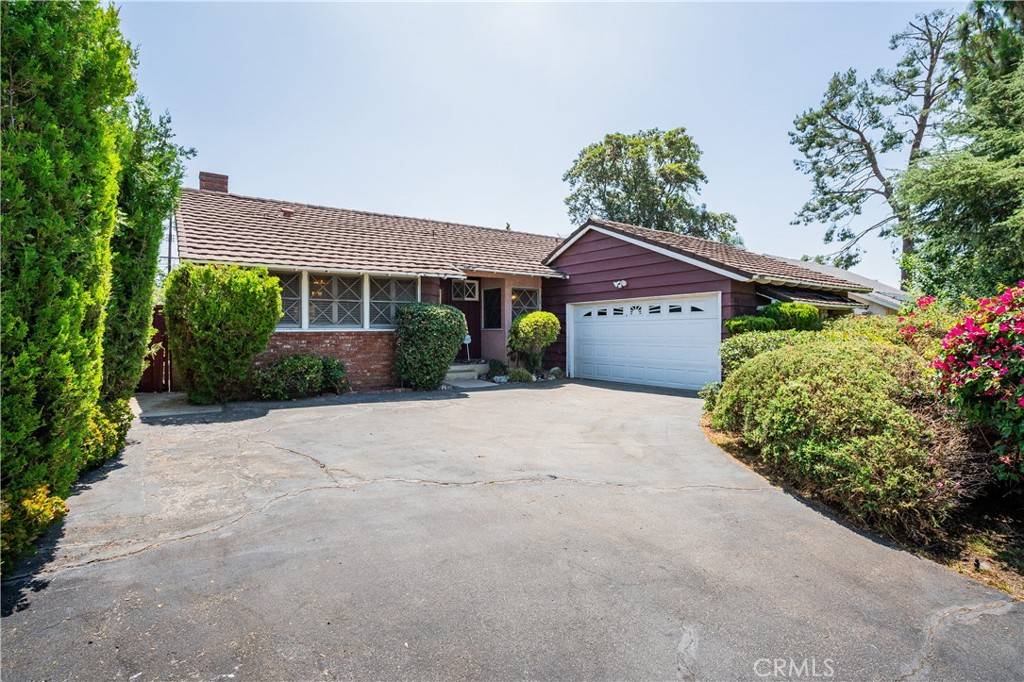 San Fernando, CA 91345,10024 Norwich AVE