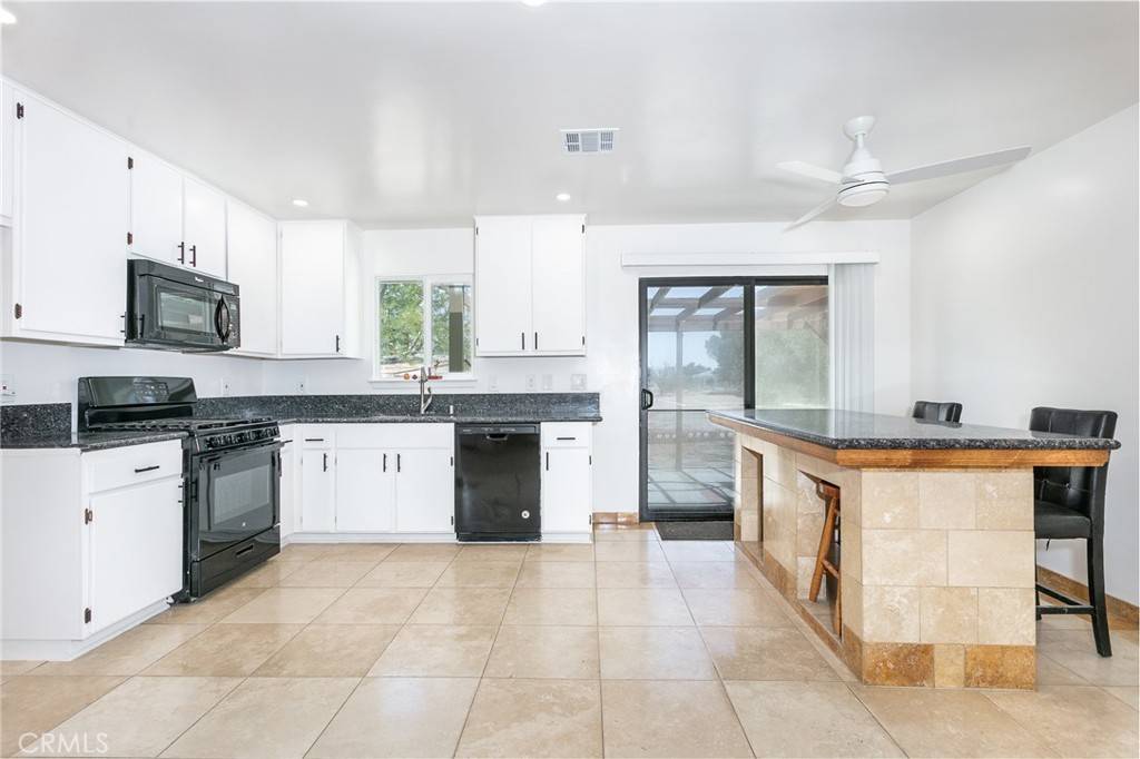Littlerock, CA 93543,10619 E Avenue R4