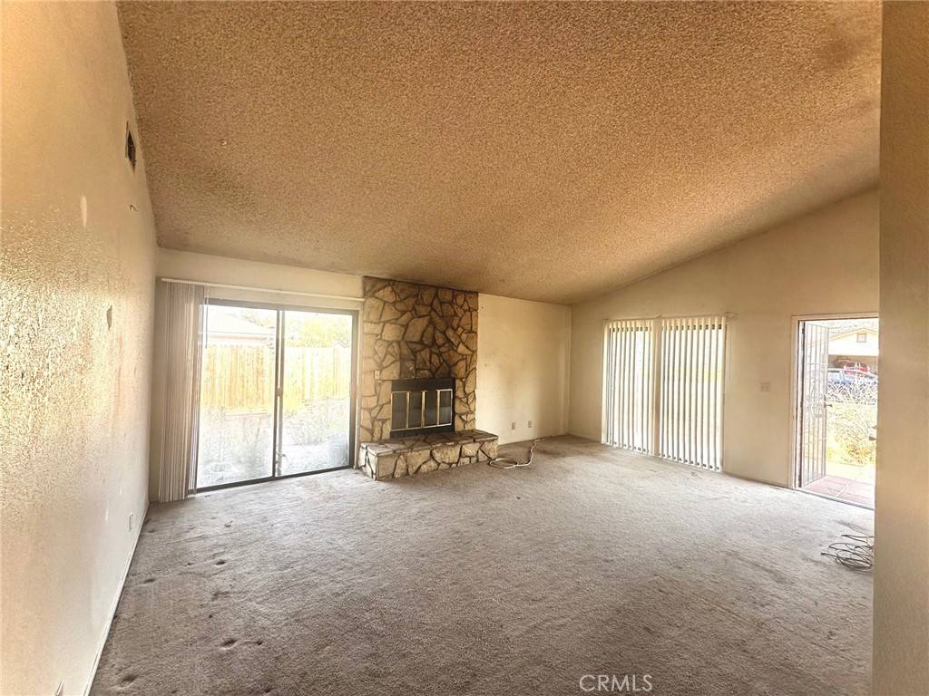 Tehachapi, CA 93561,30001 Caddy LN