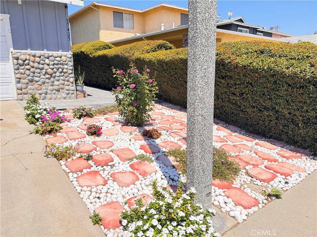 Carson, CA 90746,17425 Bauchard CT