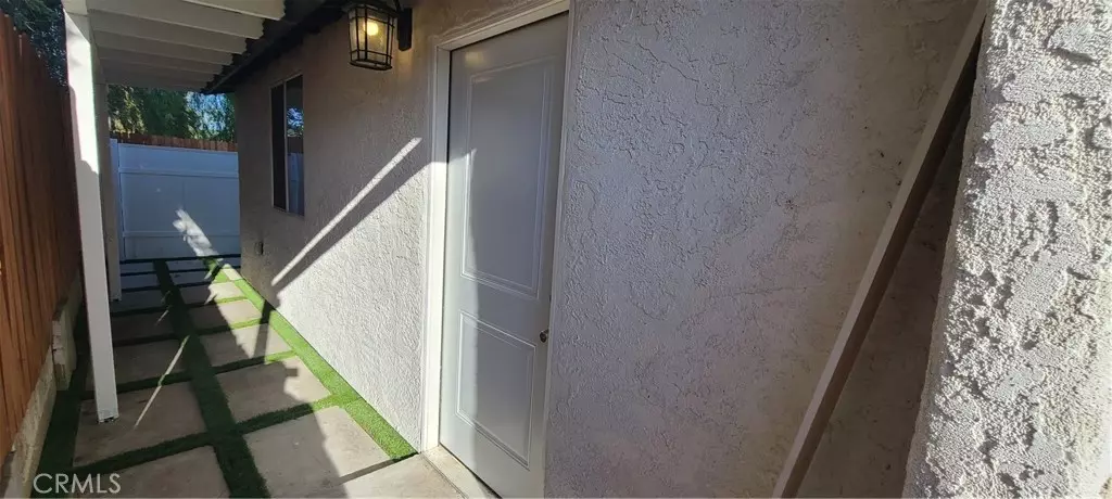 8022 Yolanda #8022 1/2, Reseda, CA 91335