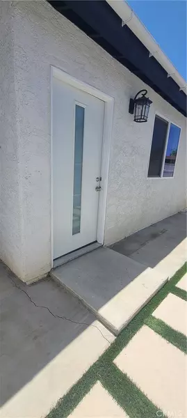 8022 Yolanda AVE #8024, Reseda, CA 91335
