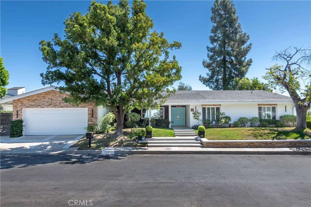 16511 Academia DR, Encino, CA 91436