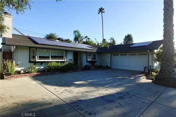 22252 Bassett ST, Canoga Park, CA 91303