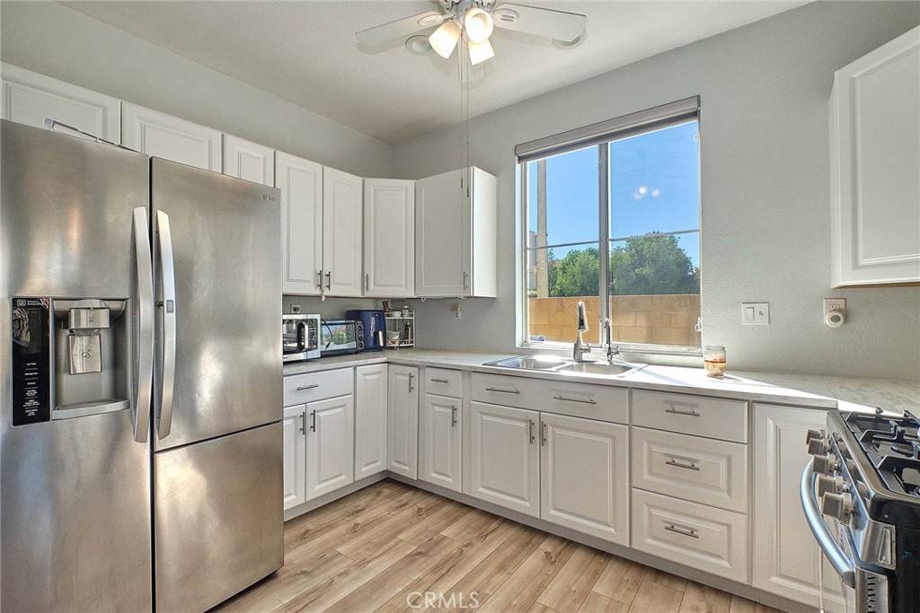 Saugus, CA 91350,25401 Holly Beach DR