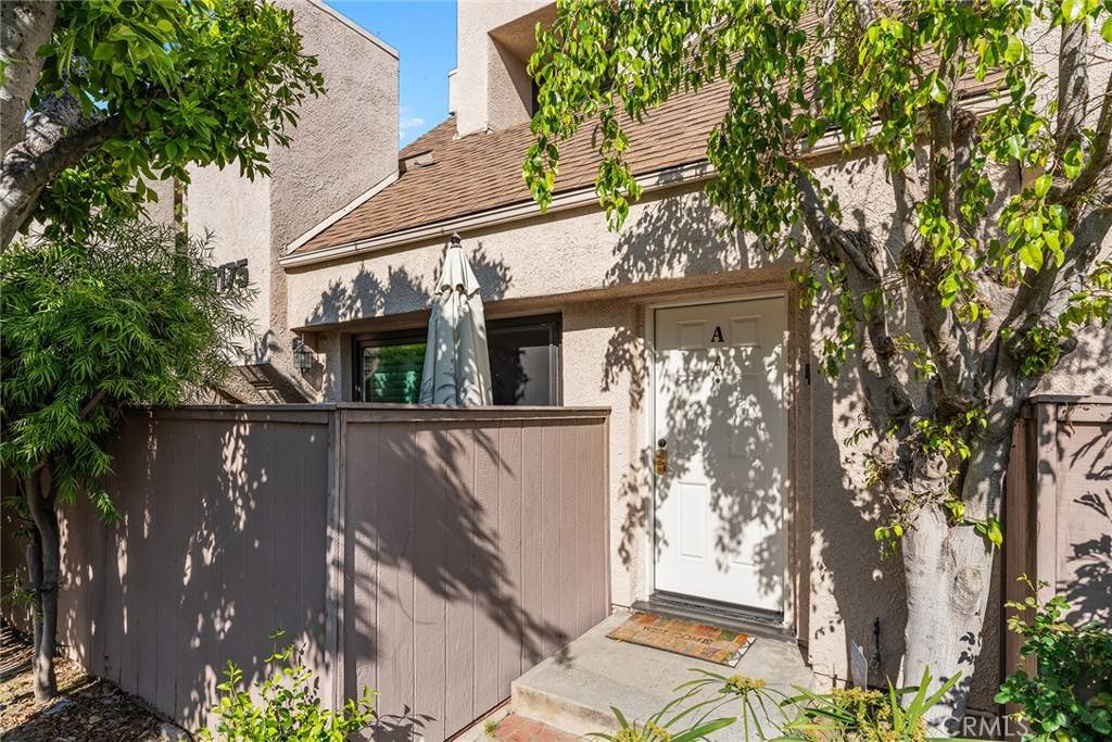 Sherman Oaks, CA 91403,15175 Magnolia BLVD #A