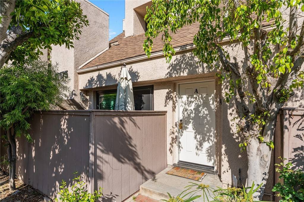 Sherman Oaks, CA 91403,15175 Magnolia BLVD #A