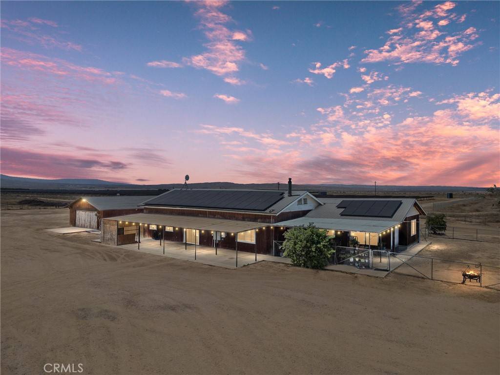 913 Basic School RD, Maricopa, CA 93252