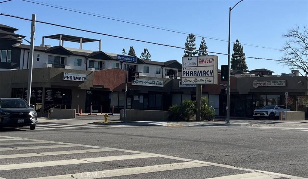 Chatsworth, CA 91311,21102 Devonshire ST