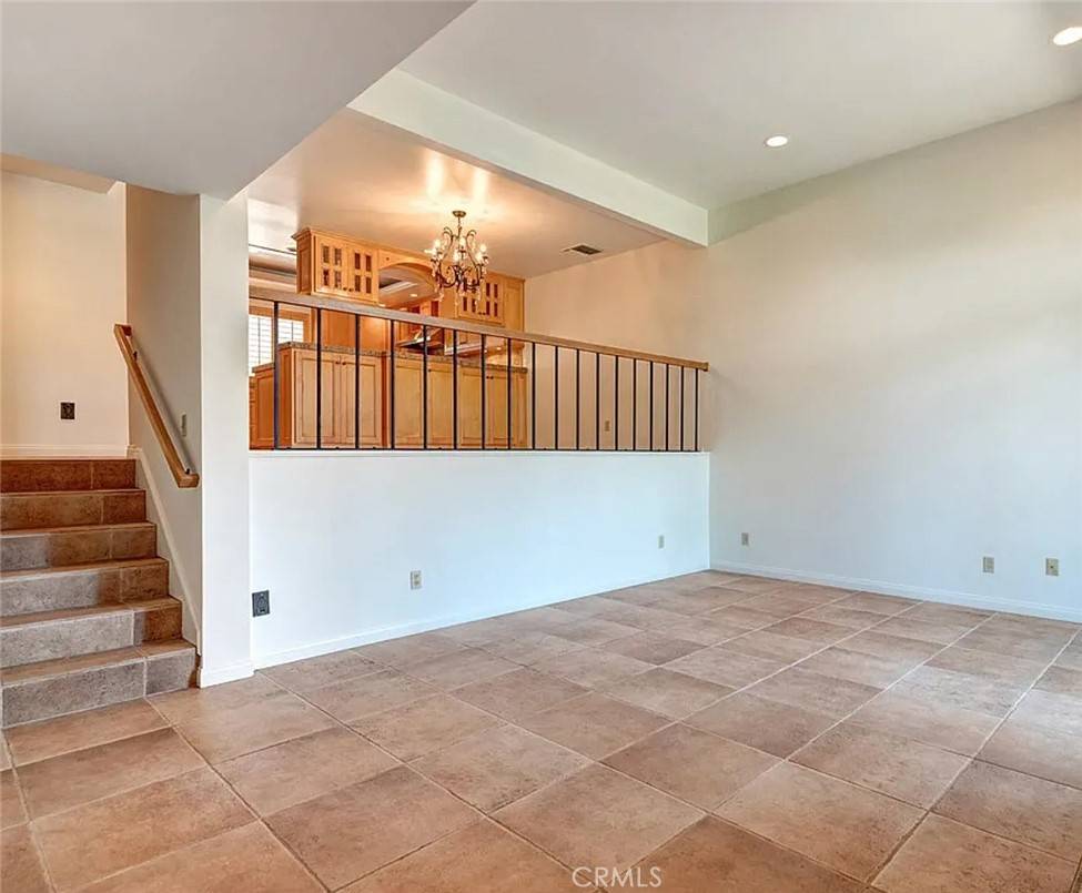 Marina Del Rey, CA 90292,13240 Fiji WAY #F