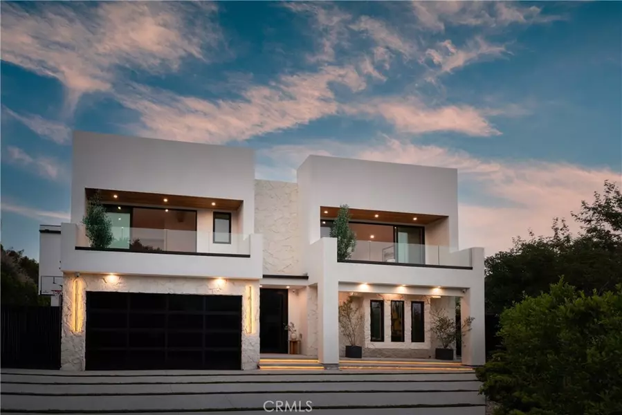 2608 Zorada DR, Los Angeles, CA 90046