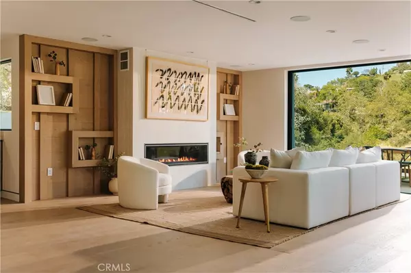 Los Angeles, CA 90046,2608 Zorada DR