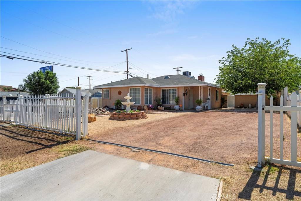44344 Elm AVE, Lancaster, CA 93534