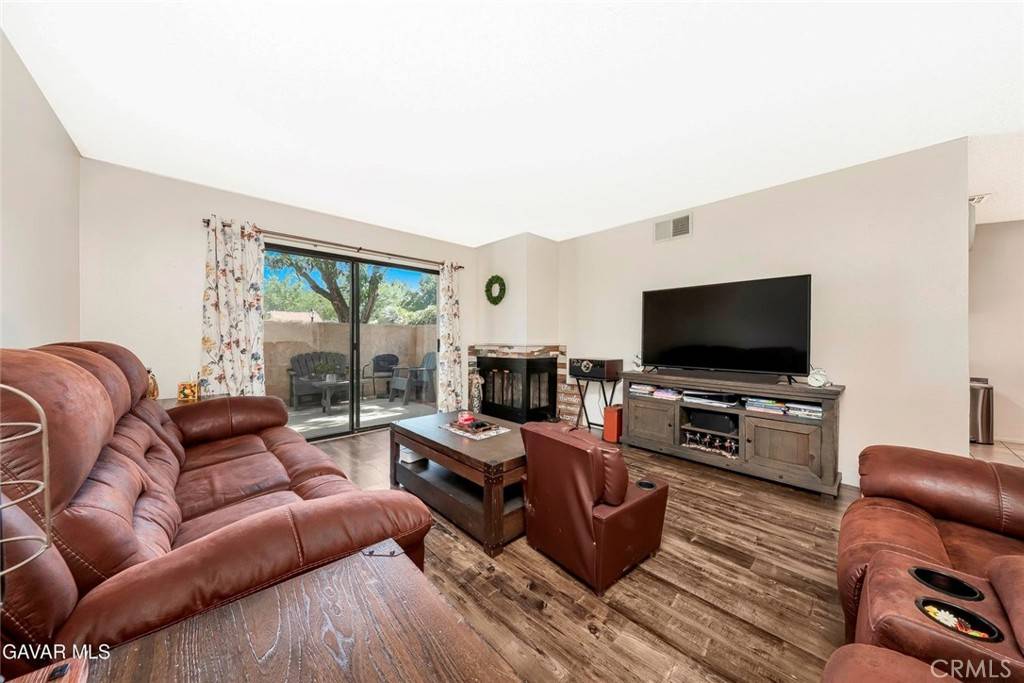 Lancaster, CA 93534,425 W Avenue J5 #36