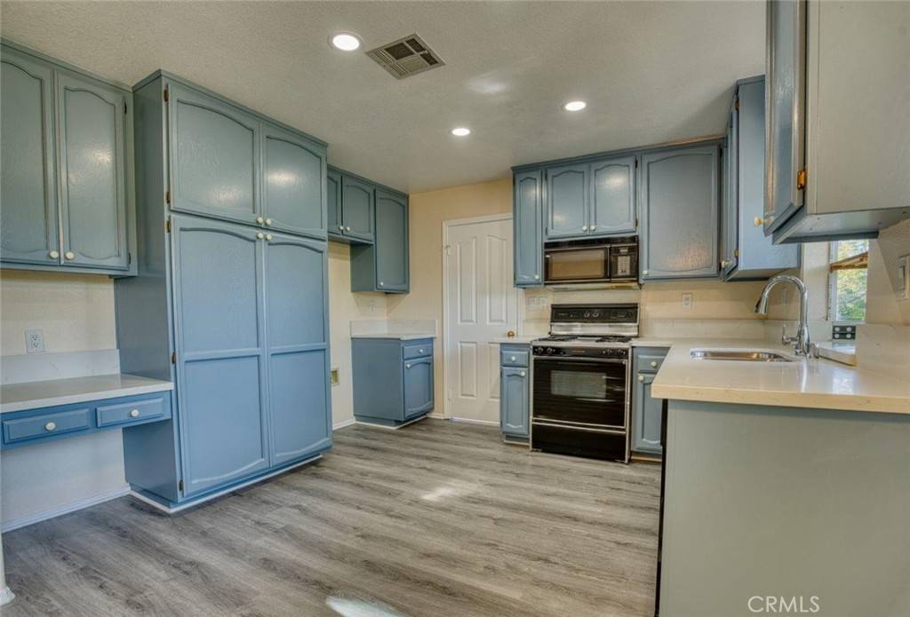 Lancaster, CA 93536,43954 Blue Sky CT