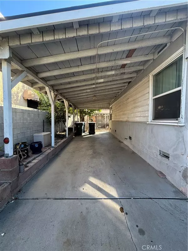 San Fernando, CA 91340,1317 Woodworth ST