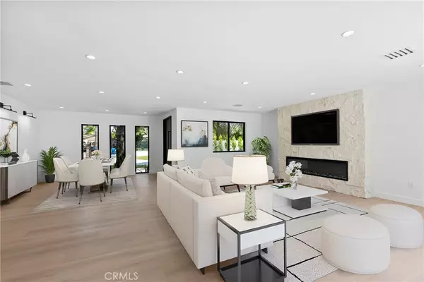 Tarzana, CA 91356,5903 Donna AVE