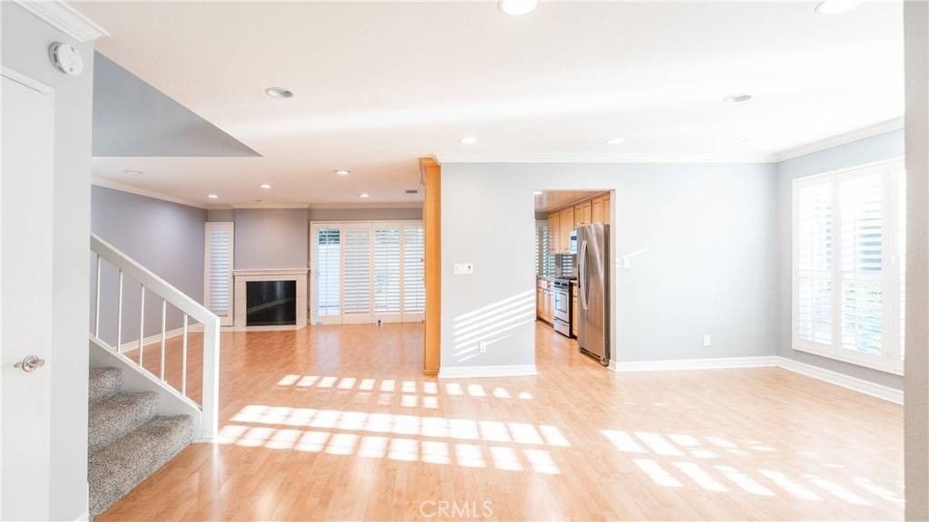 Northridge, CA 91325,10055 Melinda WAY #4