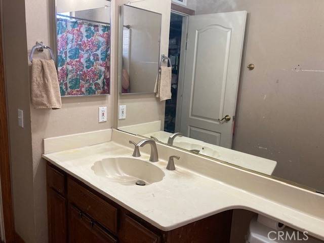 Saugus, CA 91350,20823 Plum Canyon
